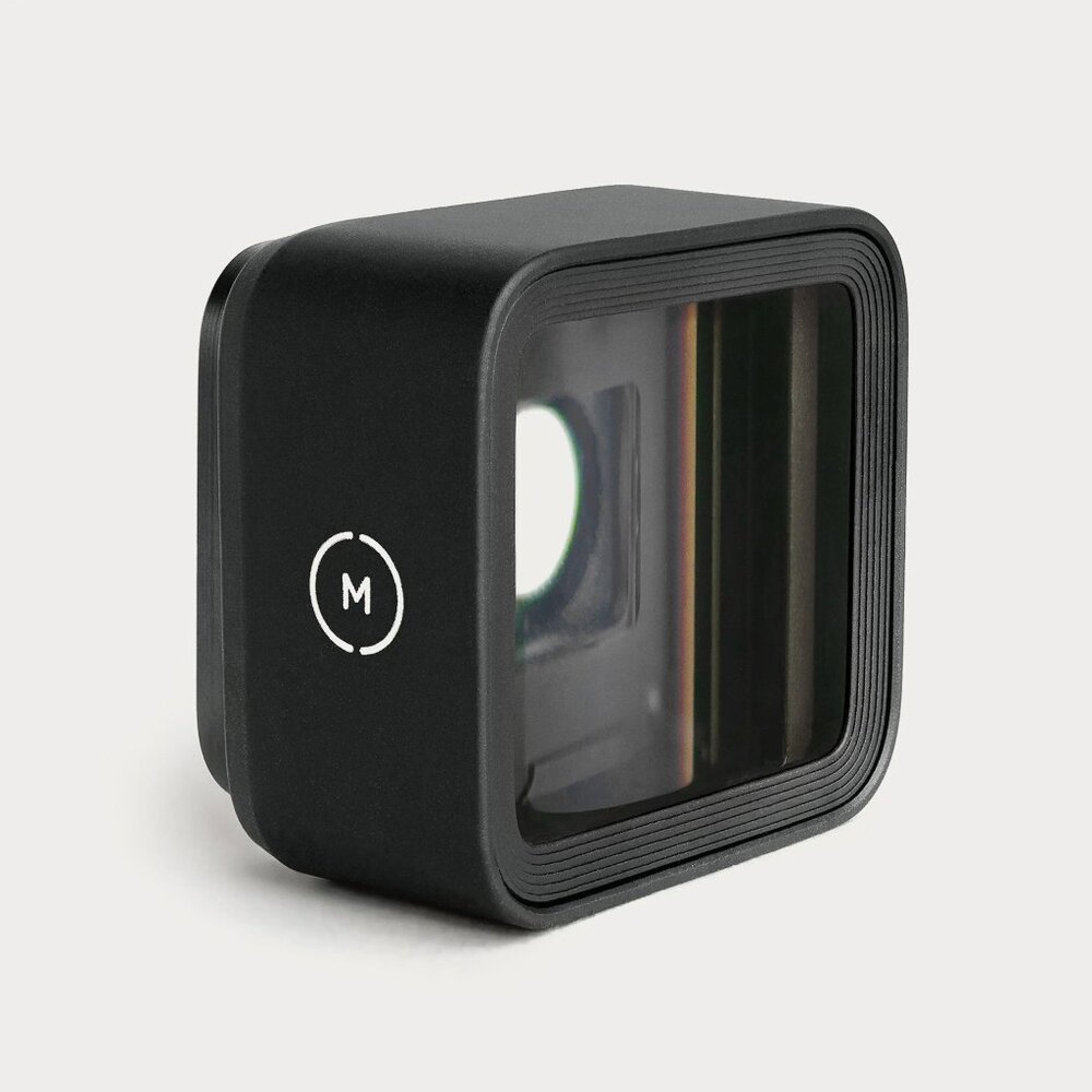 MOMENT Anamorphic 1.33x Mobile Lens - Gold Flare M-Series
